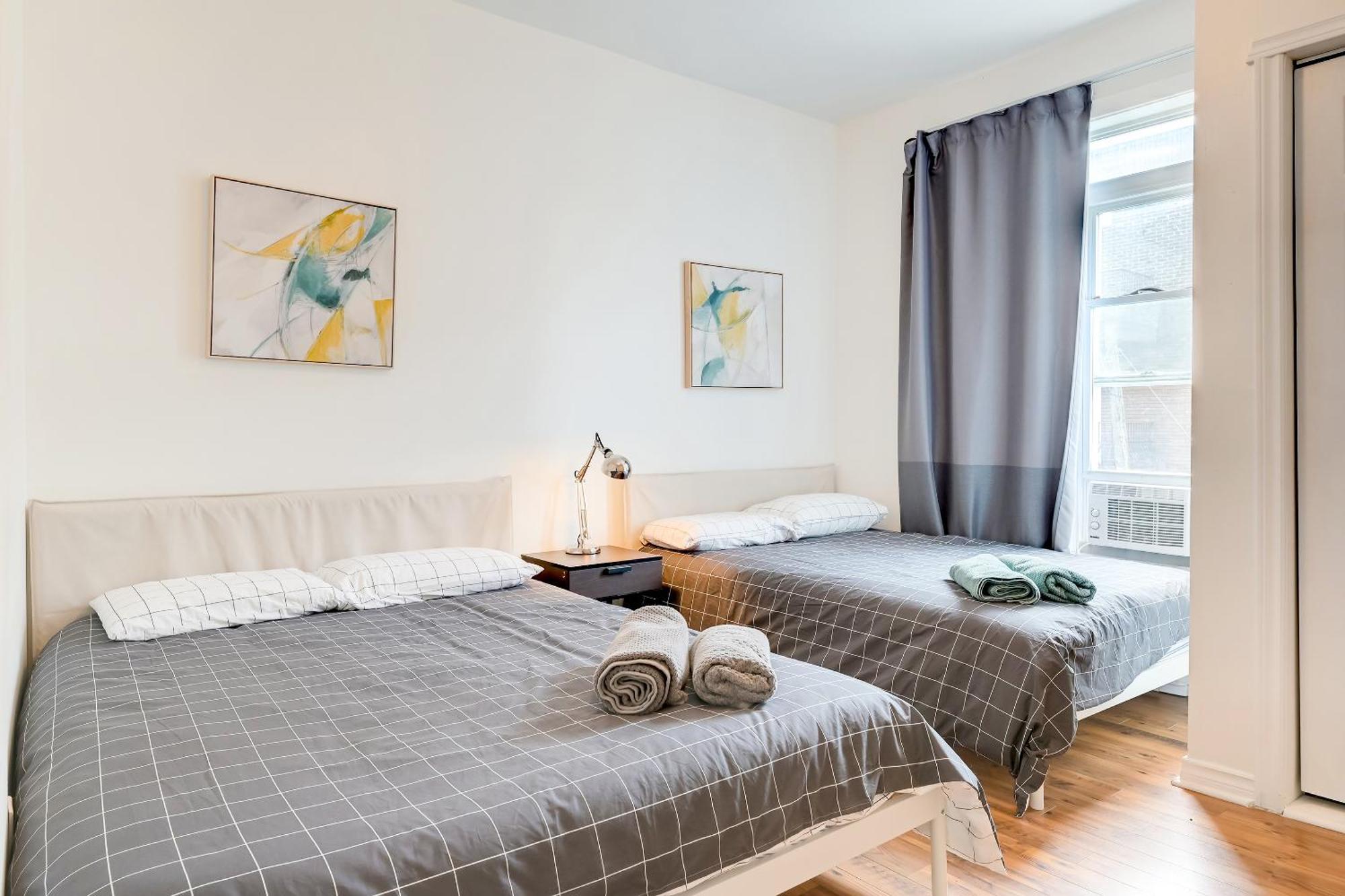 Chez Mont Royal Apartments! มอนทรีอัล ภายนอก รูปภาพ