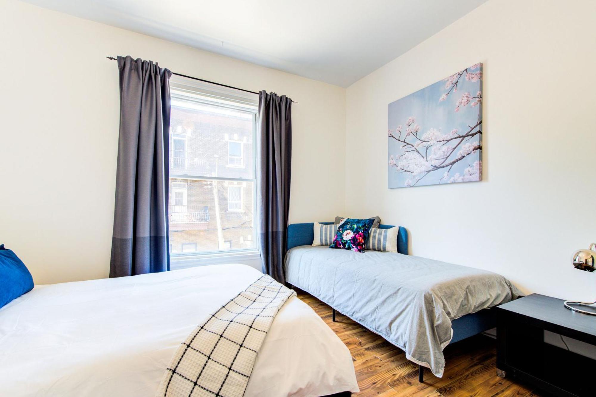 Chez Mont Royal Apartments! มอนทรีอัล ภายนอก รูปภาพ