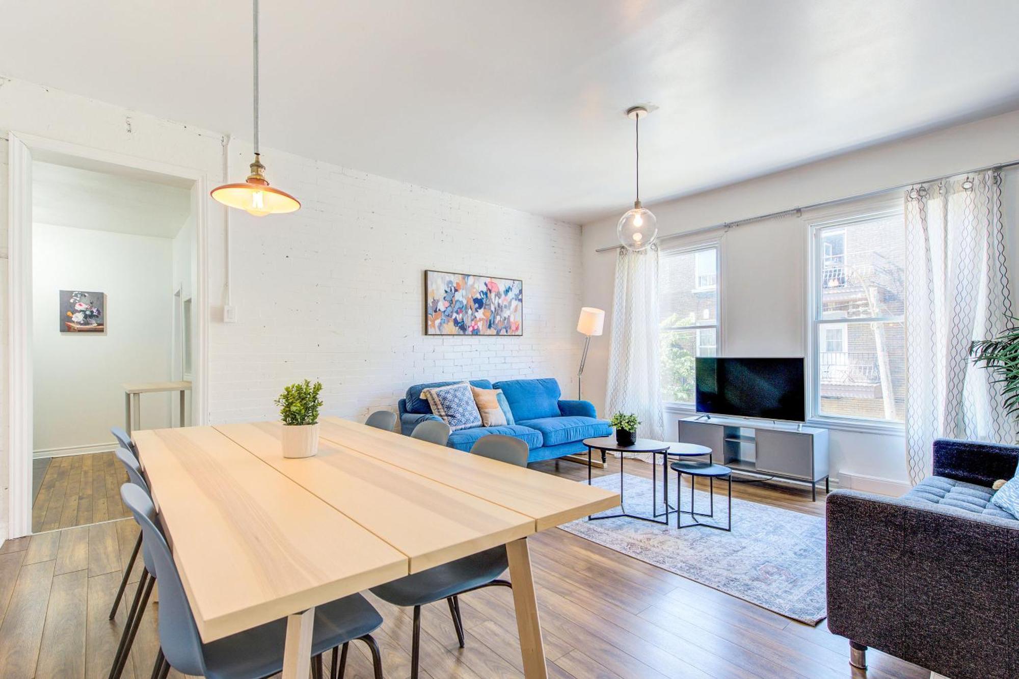 Chez Mont Royal Apartments! มอนทรีอัล ภายนอก รูปภาพ