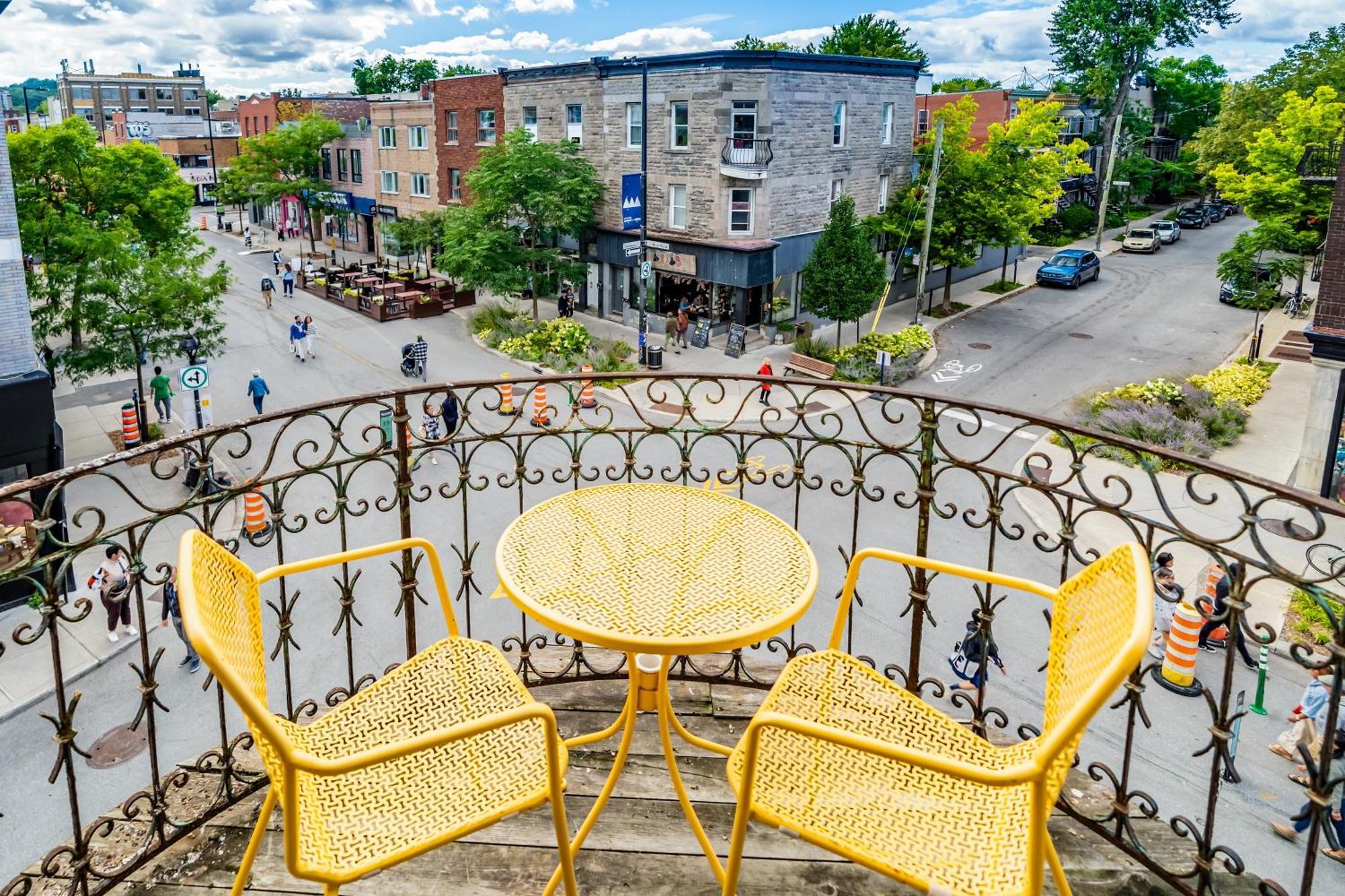 Chez Mont Royal Apartments! มอนทรีอัล ภายนอก รูปภาพ