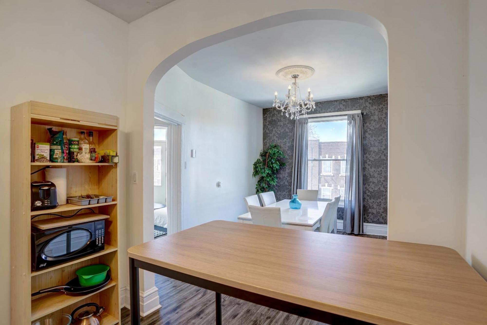 Chez Mont Royal Apartments! มอนทรีอัล ภายนอก รูปภาพ
