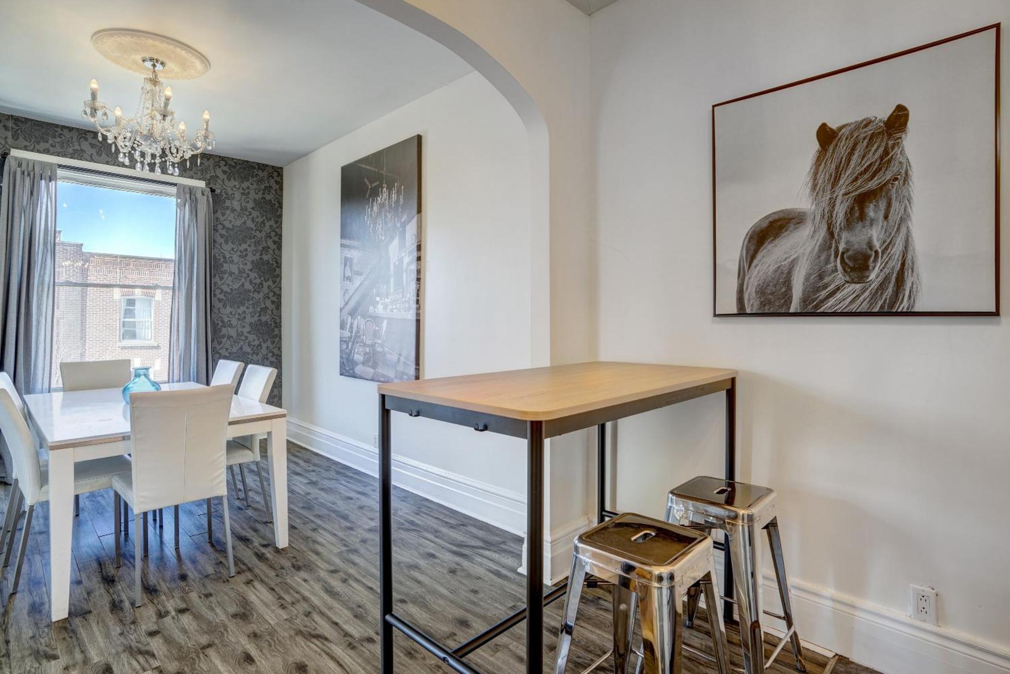 Chez Mont Royal Apartments! มอนทรีอัล ภายนอก รูปภาพ